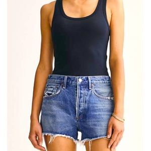 Agolde Parker Lowkey Classic cut offs size 29